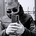 Знакомства: Евгений, 21 год, Братск