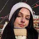 Знакомства: Юля, 19 лет, Москва