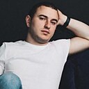 Знакомства: Дмитрий, 25 лет, Владивосток