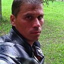 Знакомства: Максим, 33 года, Саратов