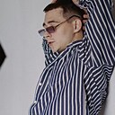 Знакомства: Рома, 24 года, Новомосковск