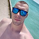 Знакомства: Илья, 33 года, Орел