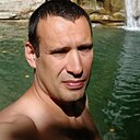 Знакомства: Максим, 38 лет, Апшеронск