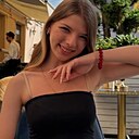 Знакомства: Вика, 18 лет, Минск