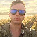 Знакомства: Родион, 25 лет, Черногорск