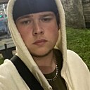 Знакомства: Максим, 21 год, Петропавловск