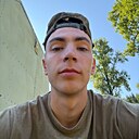 Знакомства: Кирилл, 19 лет, Голицыно