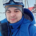 Знакомства: Макс, 32 года, Бугульма