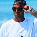 Знакомства: Вадим, 32 года, Октябрьский (Башкортостан)