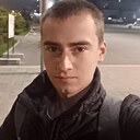 Знакомства: Валёк, 25 лет, Хабаровск