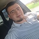 Знакомства: Артем, 24 года, Ессентуки