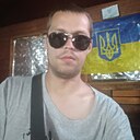 Знакомства: Максим, 32 года, Кривой Рог