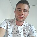 Знакомства: Денис, 24 года, Ялта