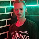 Знакомства: Евгений, 22 года, Великий Новгород