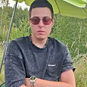 Знакомства: Виктор, 21 год, Москва