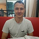 Знакомства: Виталик, 36 лет, Москва