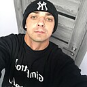 Знакомства: Александр, 33 года, Симферополь