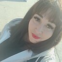 Знакомства: Таточка, 28 лет, Новосибирск