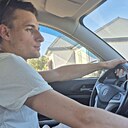 Знакомства: Кирилл, 27 лет, Солигорск