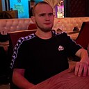 Знакомства: Макс, 23 года, Архангельск