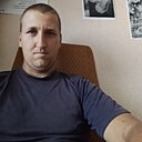 Знакомства: Санёк, 28 лет, Геническ