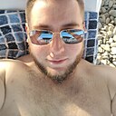 Знакомства: Данил, 25 лет, Крымск