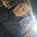 Знакомства: Денис, 41 год, Омск