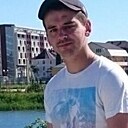 Знакомства: Виктор, 28 лет, Шадринск