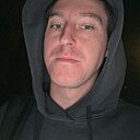 Знакомства: Артём, 32 года, Владивосток