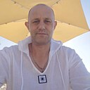 Знакомства: Евгений, 45 лет, Отрадная