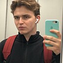 Знакомства: Илья, 22 года, Орел