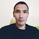 Знакомства: Александр, 33 года, Братск