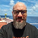 Знакомства: Максим, 41 год, Екатеринбург