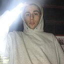Знакомства: Джонни, 23 года, Альметьевск