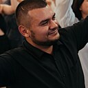 Знакомства: Виторио, 30 лет, Полысаево