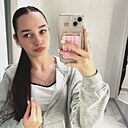 Знакомства: Mia, 18 лет, Прага