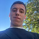 Знакомства: Максим, 25 лет, Москва