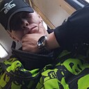 Знакомства: Макс, 24 года, Тогучин