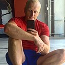 Знакомства: Артур, 32 года, Брянск