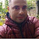 Знакомства: Кирилл, 41 год, Саратов