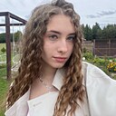 Знакомства: Катя, 19 лет, Санкт-Петербург