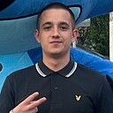 Знакомства: Роман, 20 лет, Мелитополь