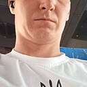 Знакомства: Дмитро, 24 года, Новомосковск