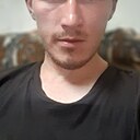 Знакомства: Олег, 30 лет, Вятские Поляны