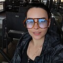 Знакомства: Евгения, 42 года, Челябинск