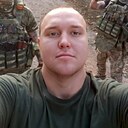 Знакомства: Илья, 30 лет, Миллерово