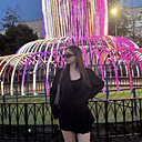 Знакомства: Виктория, 18 лет, Курган