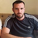 Знакомства: Гарик, 31 год, Оренбург