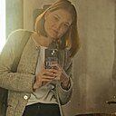 Знакомства: Динка, 28 лет, Алматы