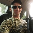 Знакомства: Артем, 32 года, Кременчуг